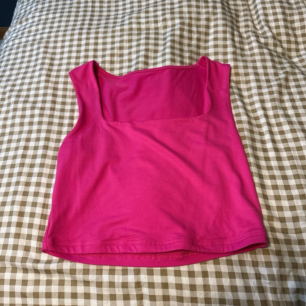 Amazon Women's Fuchsia Crop Top